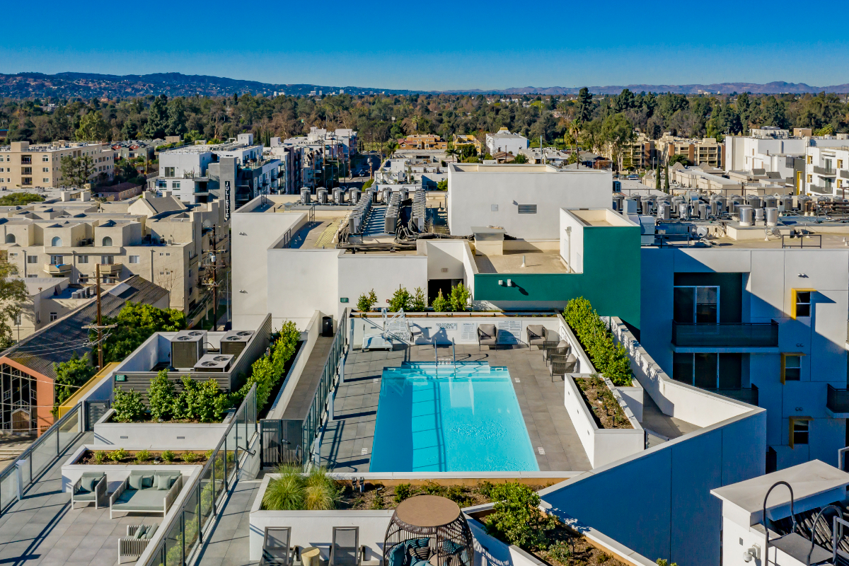 Noho Arts District Luxury Apartments with Rooftop Pool